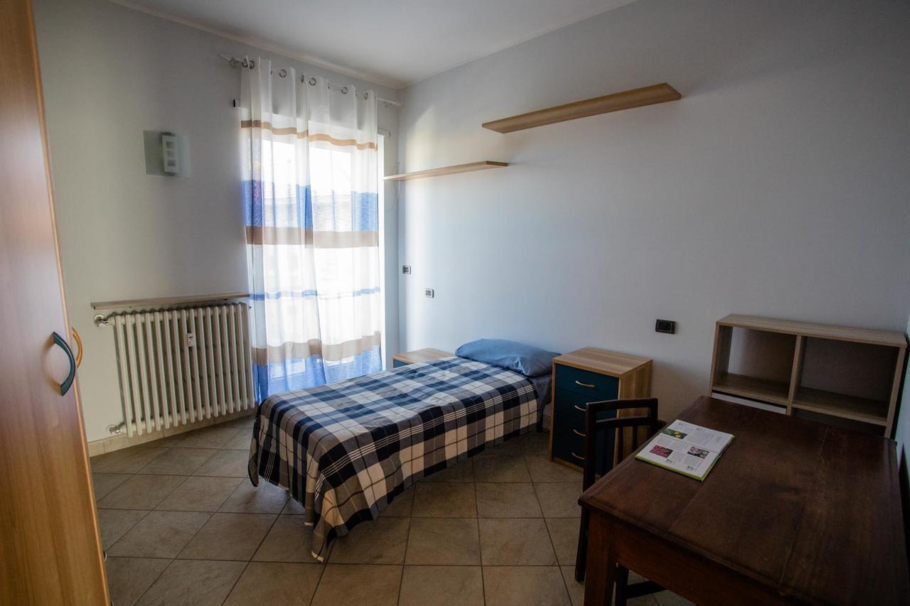 Terrazza Di Pinerolo Lägenhet Exteriör bild