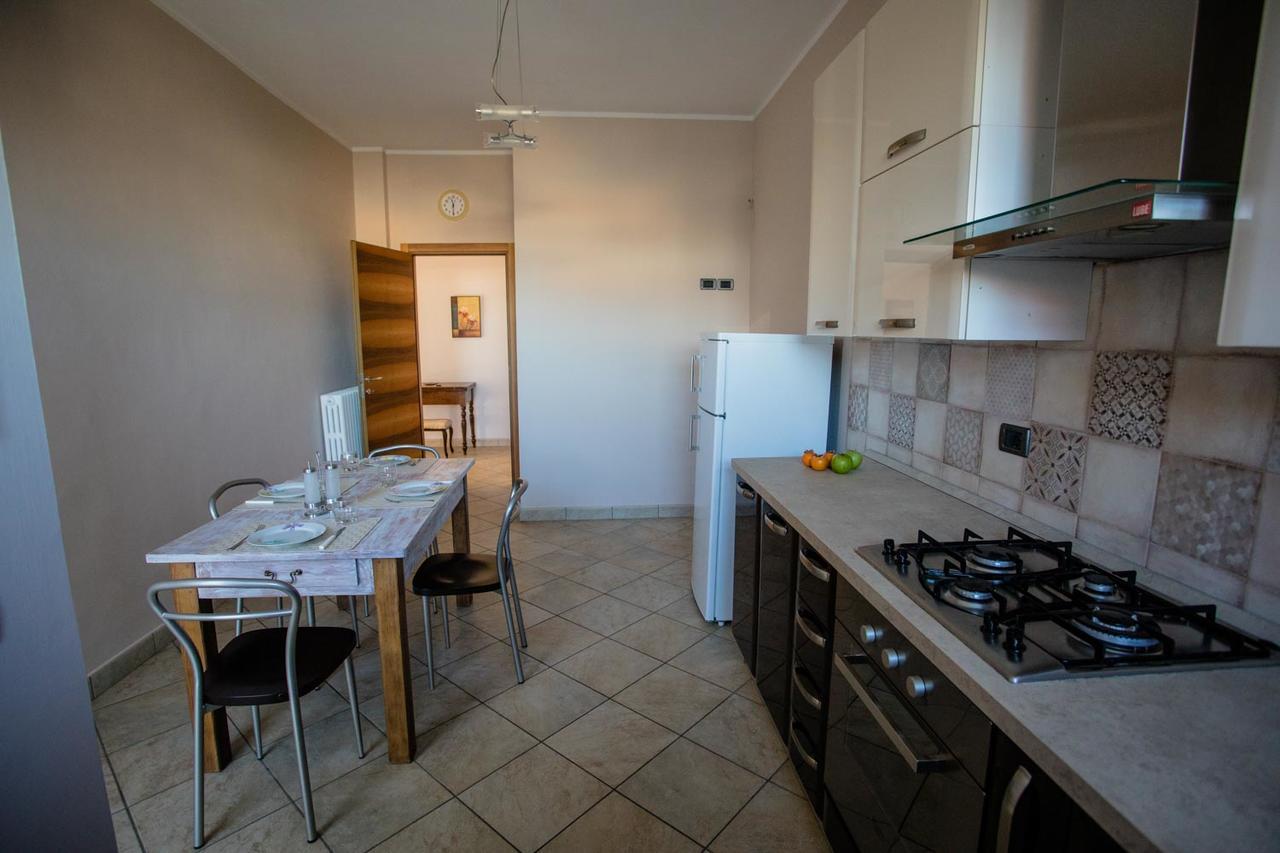 Terrazza Di Pinerolo Lägenhet Exteriör bild